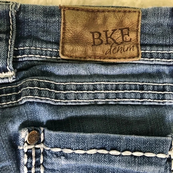 BKE DENIM | distressed bootcut - Picture 4 of 8